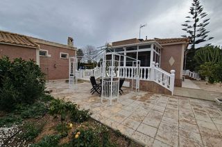 Chalet en alquiler en Campos de Golf - Villa Martin - Los Dolses en Orihuela