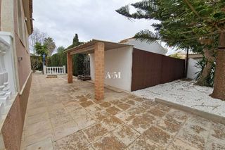 Chalet en alquiler en Campos de Golf - Villa Martin - Los Dolses en Orihuela