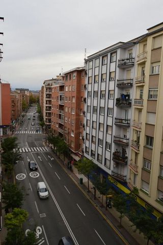 Piso en alquiler en Centro en Logroño