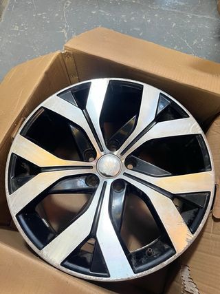 4 Llantas Aluminio 18x8J Validas para Golf