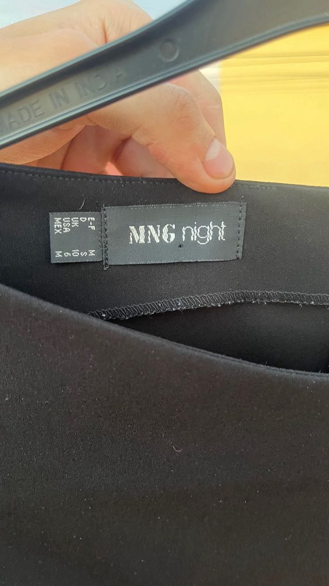 Vestido negro Mango largo