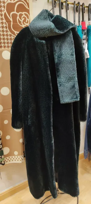 Abrigo vintage calentito estampado