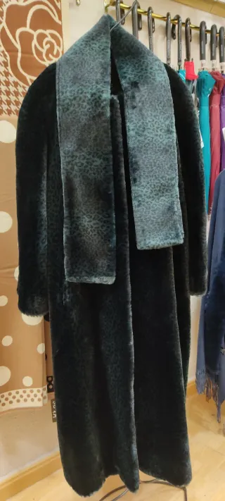 Abrigo vintage calentito estampado