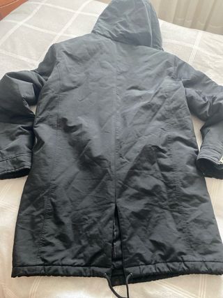 Pull&Bear Parka Negra Hombre