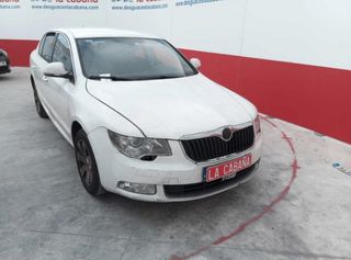Faro antiniebla delantero skoda superb ii 21002434