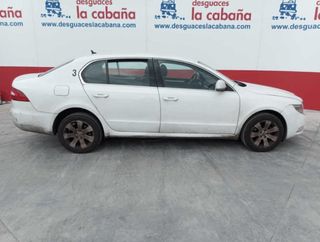 Faro antiniebla delantero skoda superb ii 21002434