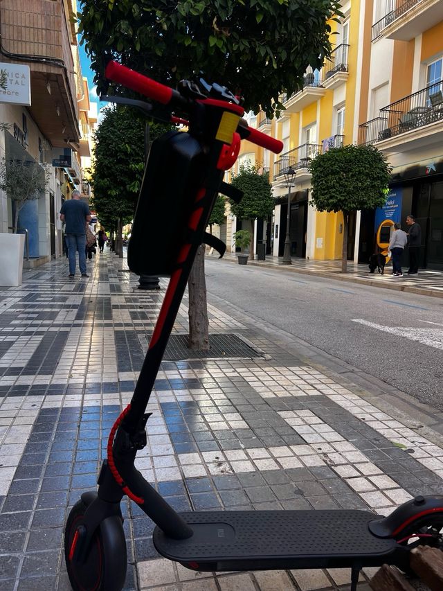 Patinete Eléctrico Xiaomi PRO 2 con caja