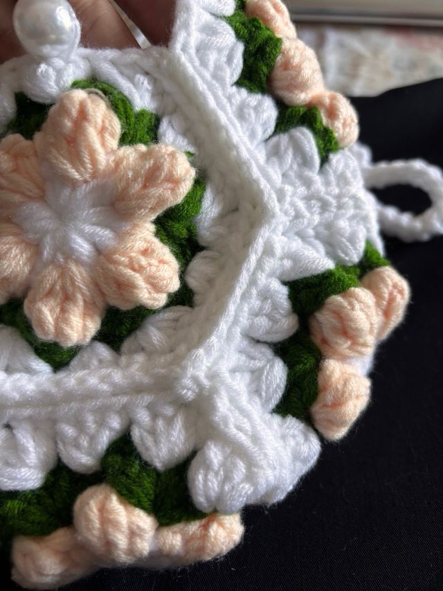 Bolso ganchillo redondo hecho a mano