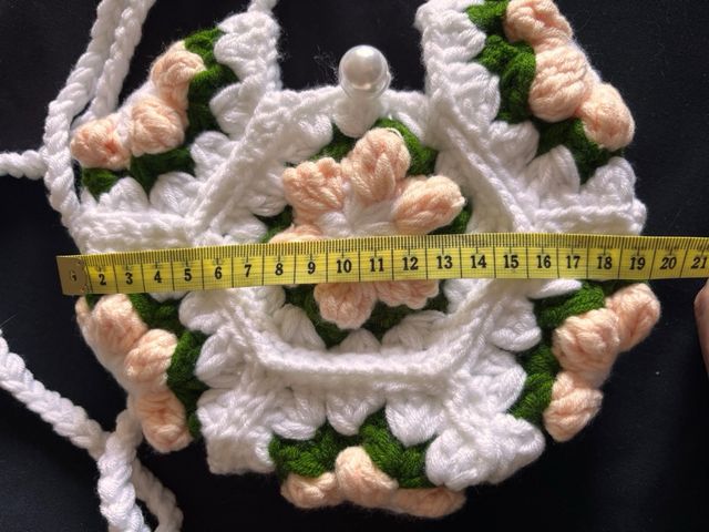 Bolso ganchillo redondo hecho a mano