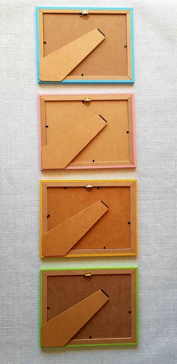 4 Marcos Portafotos Plástico Colores