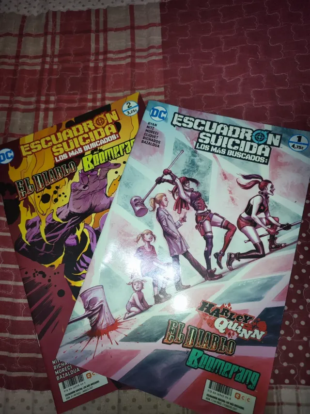 Dos grapas de Escuadrón Suicida: Los más buscados
