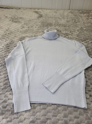 Jersey Cuello Alto Escorpión Talla M Celeste