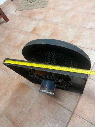 Estrazione fumo per camino a legna per barbecue e stufa