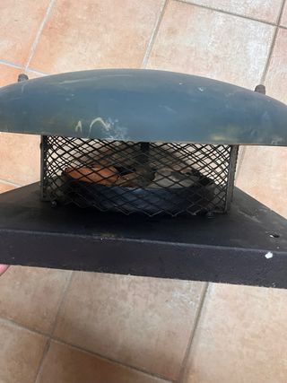 Estrazione fumo per camino a legna per barbecue e stufa