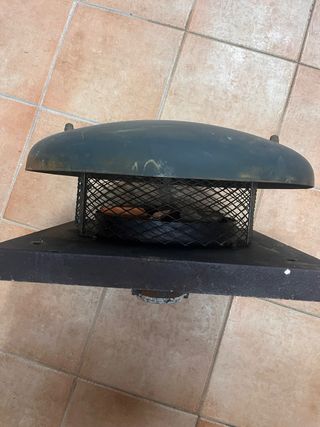 Estrazione fumo per camino a legna per barbecue e stufa