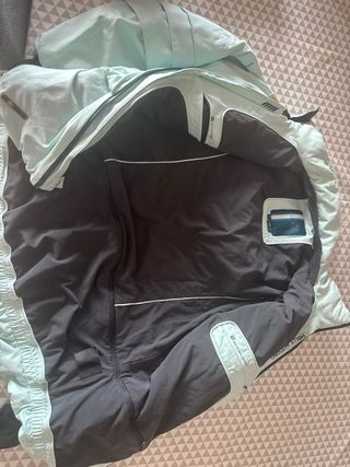 Anorak Helly Hansen Beige y Turquesa