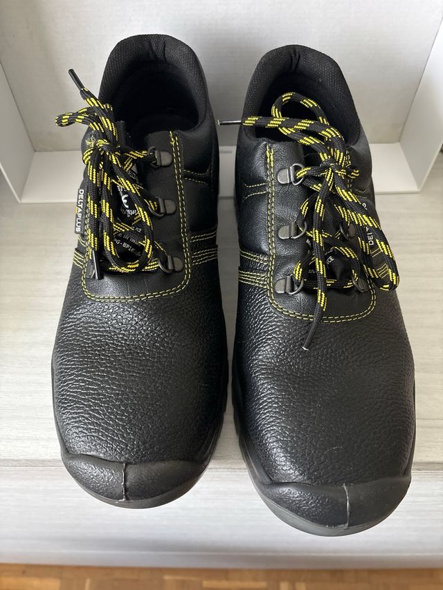 Zapatillas seguridad Delta Plus negras