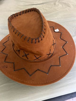 Sombrero de vaquero marrón