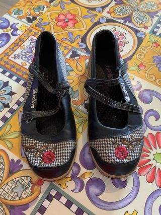 Ballerine Skechers con rose N.35