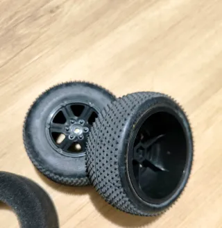 Ruedas Short Course RC (4uds)