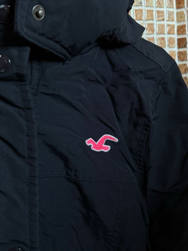 Abrigo Hollister Negro con Capucha