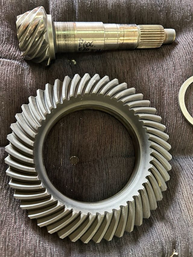 GRUPO CORTO BMW 4’27 CON ARANDELA DE AJUSTE (188)