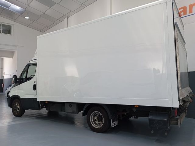 Iveco Daily 35 C14 CHASIS CABINA PLATAFORMA