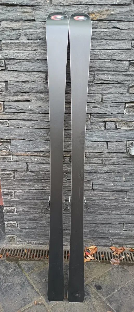 Esquís Stockli Spirit Globe