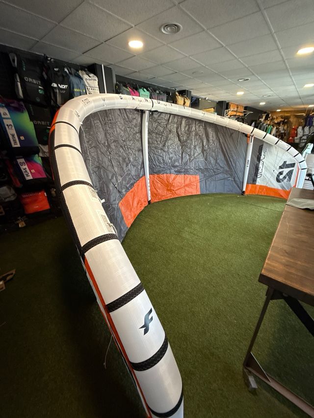 Cometa F-One Bandit Tec 12m 2025