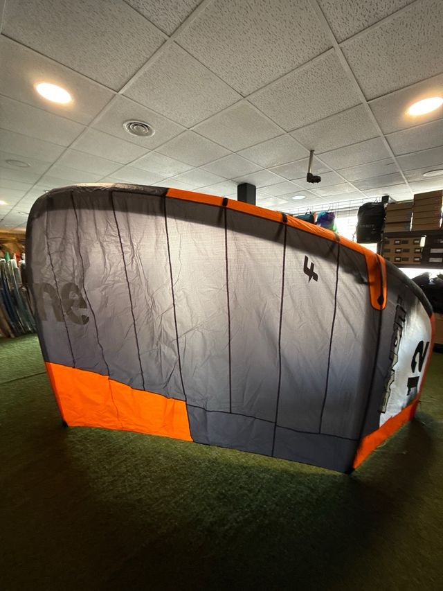 Cometa F-One Bandit Tec 12m 2025