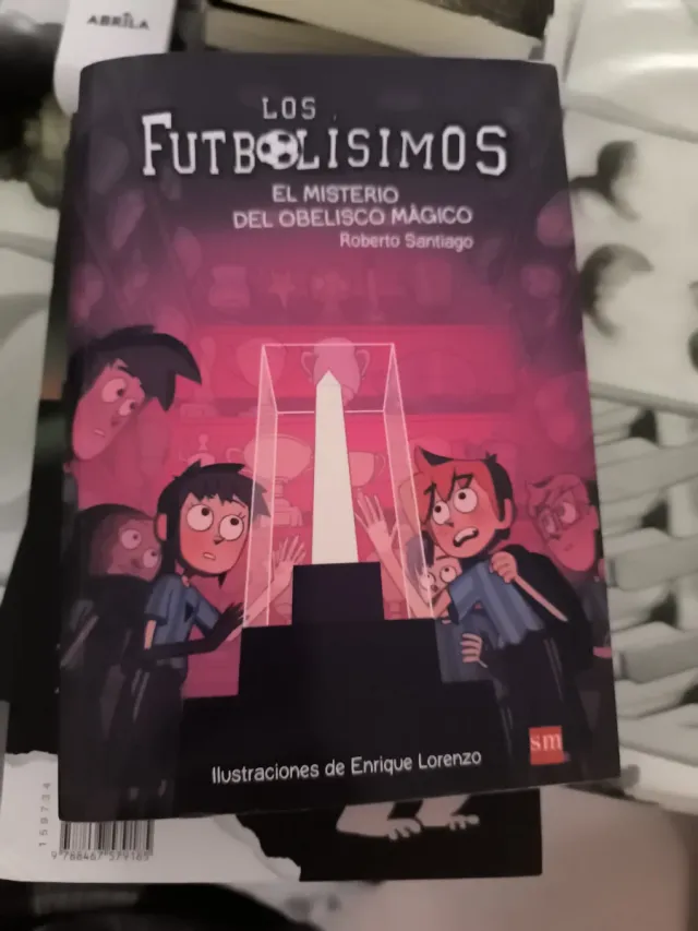 Los Futbolísimos 12: El misterio del obelisco m...