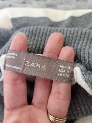 Jersey Zara Cuello Alto Rayas Gris/Blanco Talla M
