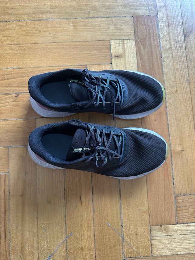 Zapatillas Nike Revolution 6 Negro/Rosa