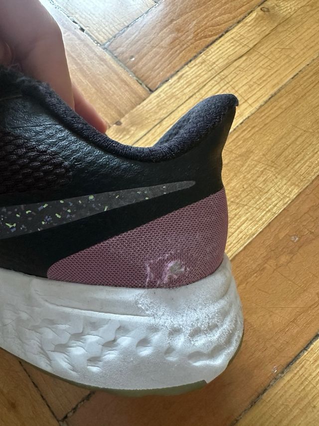 Zapatillas Nike Revolution 6 Negro/Rosa