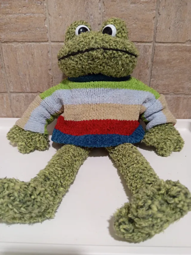 Peluche Rana Melquiades y Merlín