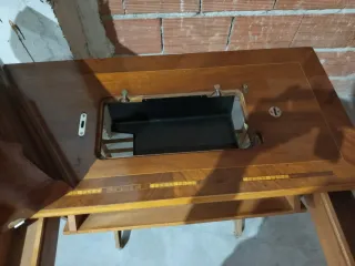 Mesa Máquina Coser Alfa Madera