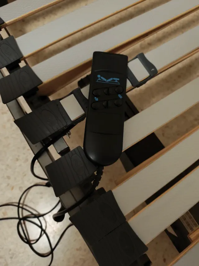 Cama articulada madera y metal