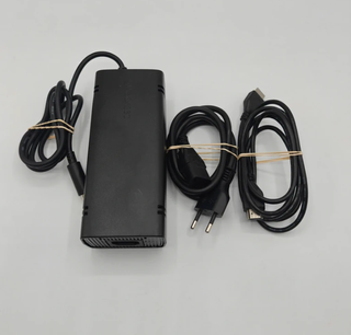 Xbox 360 E Blu Limited Edition 500GB