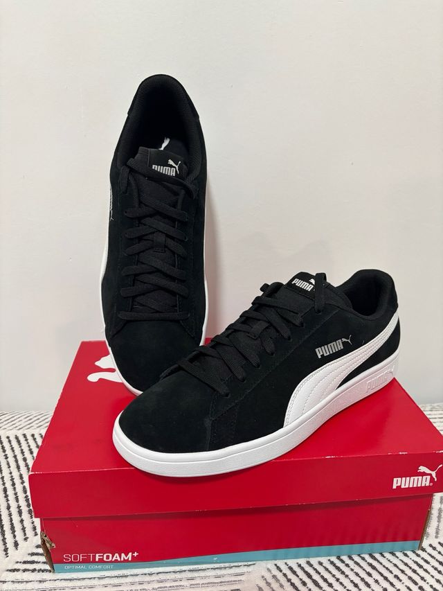 Deportivas Puma Smash V2 Negras y Blancas