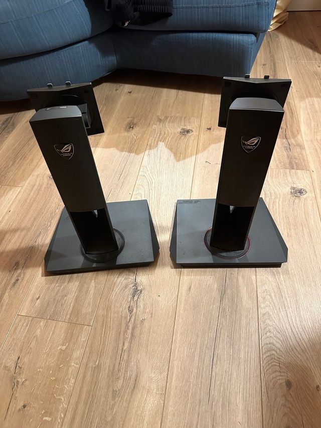 Supporti monitor Asus ROG Swift VESA