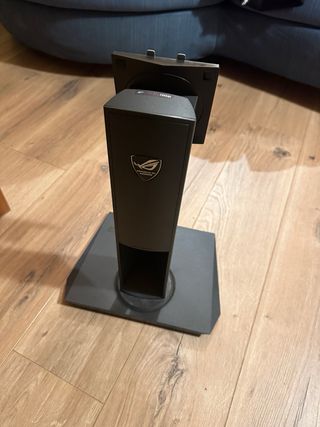 Supporti monitor Asus ROG Swift VESA