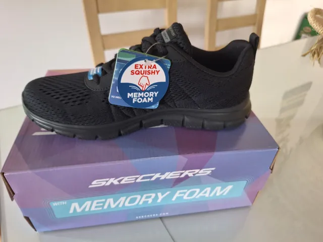 Zapatillas Skechers Negras Memory Foam
