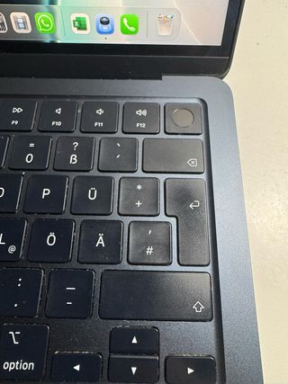 MacBook Air M2 2022 Gris Espacial