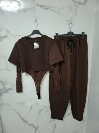 Conjunto chándal marrón