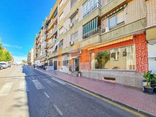 Local comercial en alquiler en Huércal-Overa