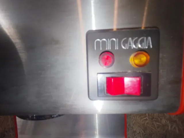 Cafetera Mini Gaggia Roja