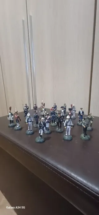 24 Soldatini di Piombo Storici