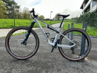 Canyon Lux Trail CF6 talla S