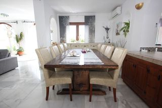 Chalet en alquiler en Elviria en Marbella