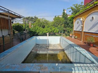 Chalet en venta en Gines